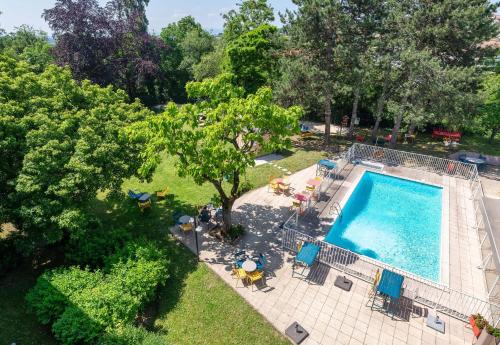 Dardilly Hotel | B&B HOTEL Lyon Nord 4 étoiles