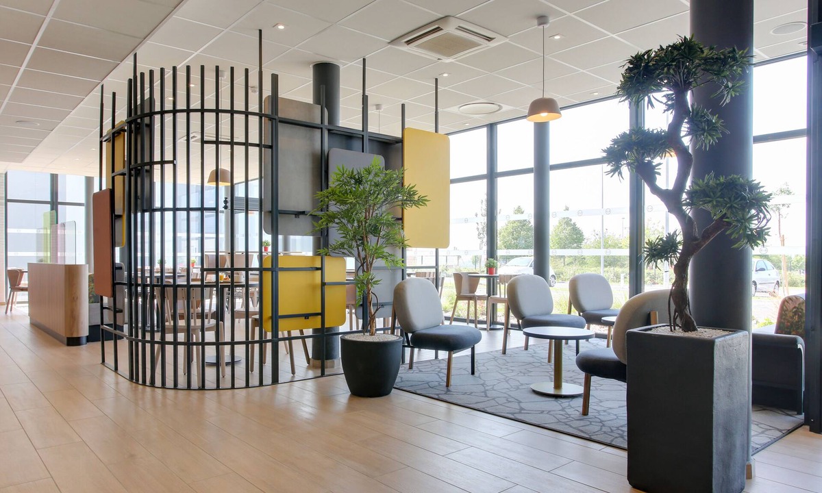 Reims Hotel | B&B HOTEL Reims Croix Blandin