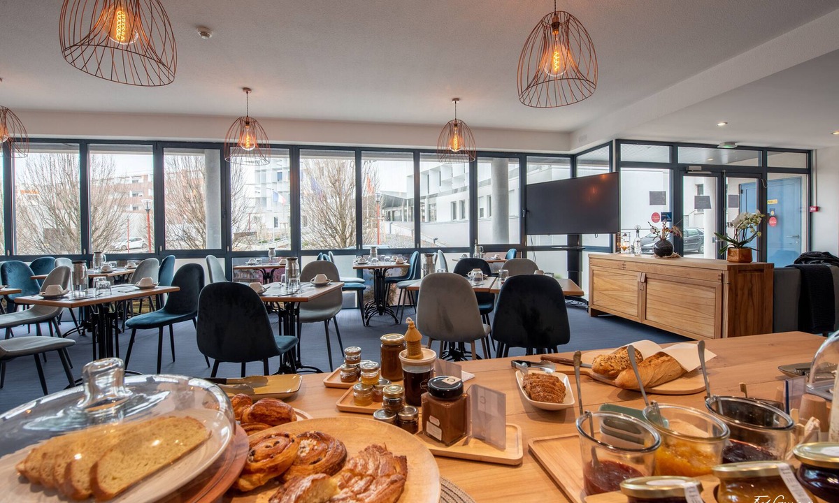 Rodez Hotel | B&B HOTEL Rodez Bourran