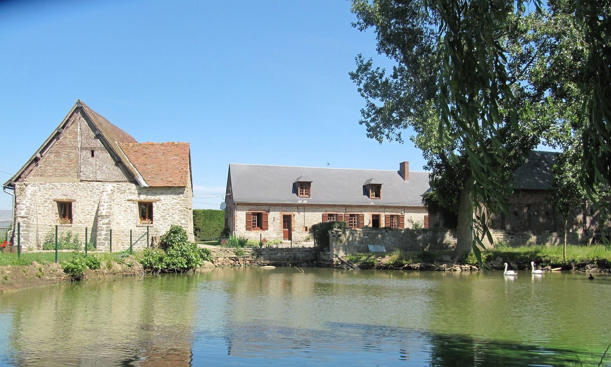 Dampierre-en-Bray Other | B&B in 18th century Bray farmhouse