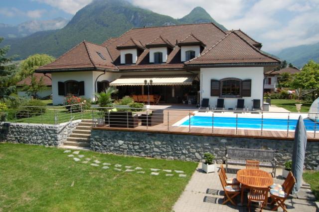 Aigle Bed & Breakfast | B&B L'Eden