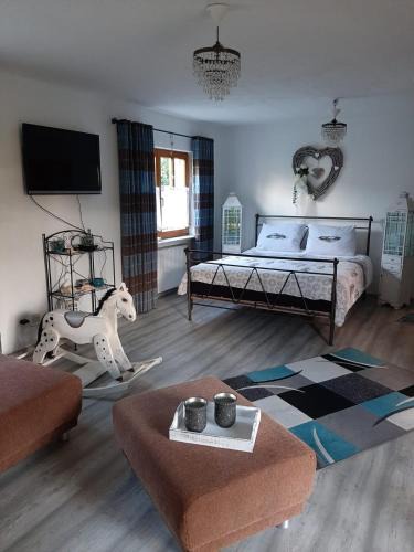 Sonnefeld Bed & Breakfast | B&B Neuses am Brand , Ferien auf dem Bauernhof