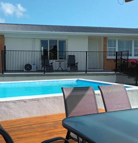 Paeroa House | B&B on Station