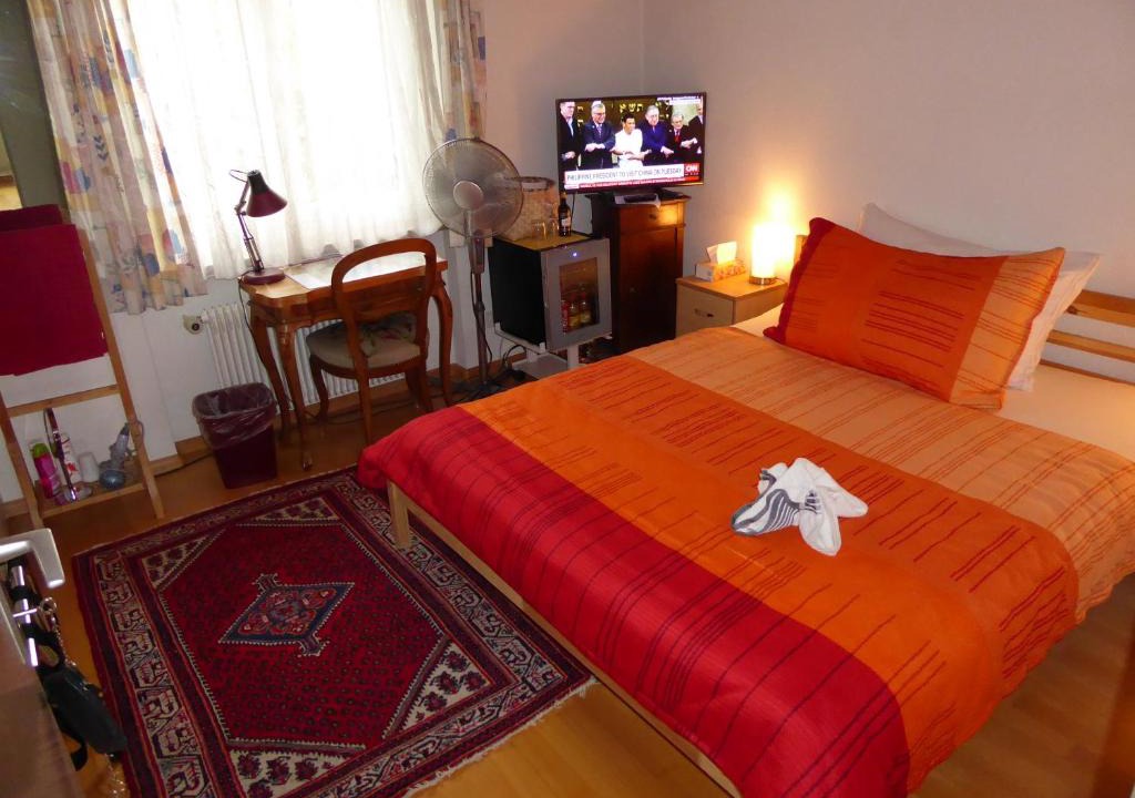 Muttenz Bed & Breakfast | B&B Pappelweg - 2