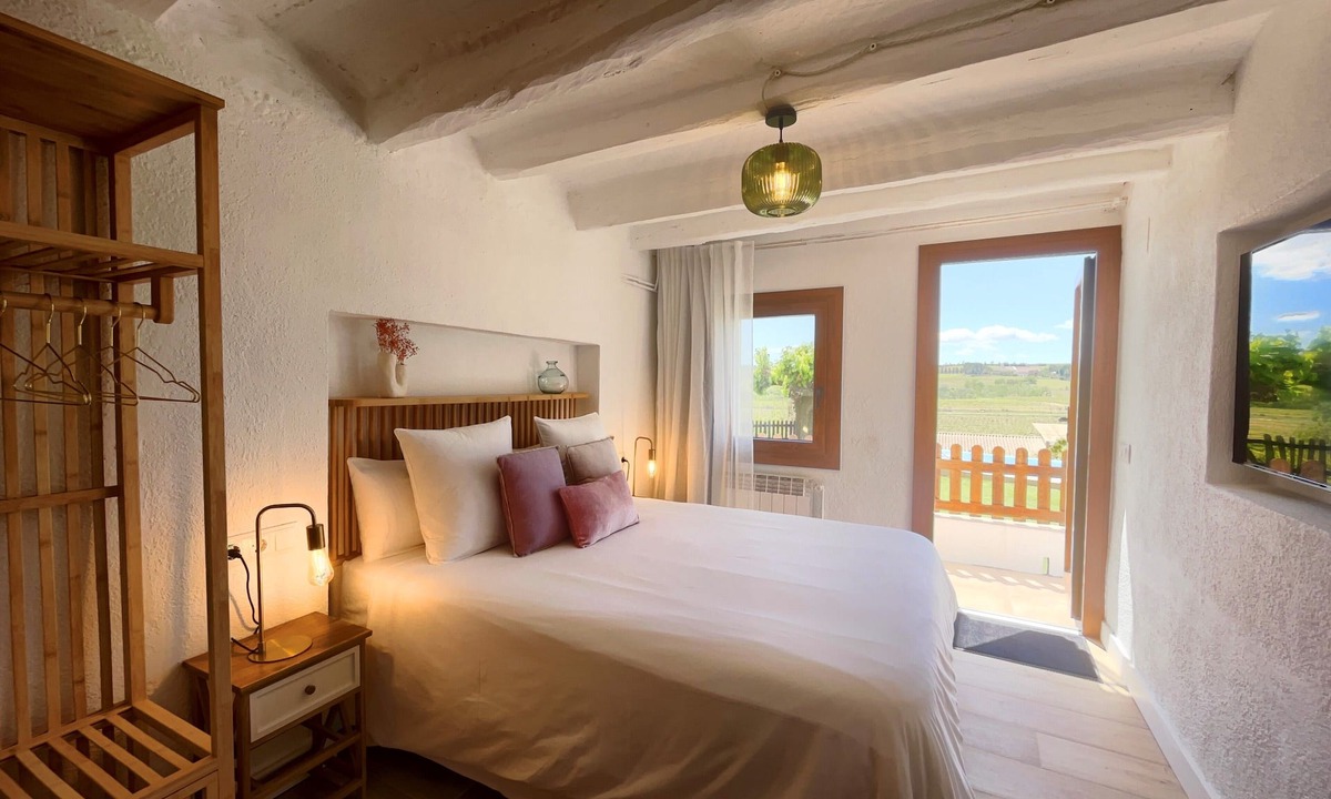 Pla del Panades Bed & Breakfast | B&B Wine and Cooking Penedès