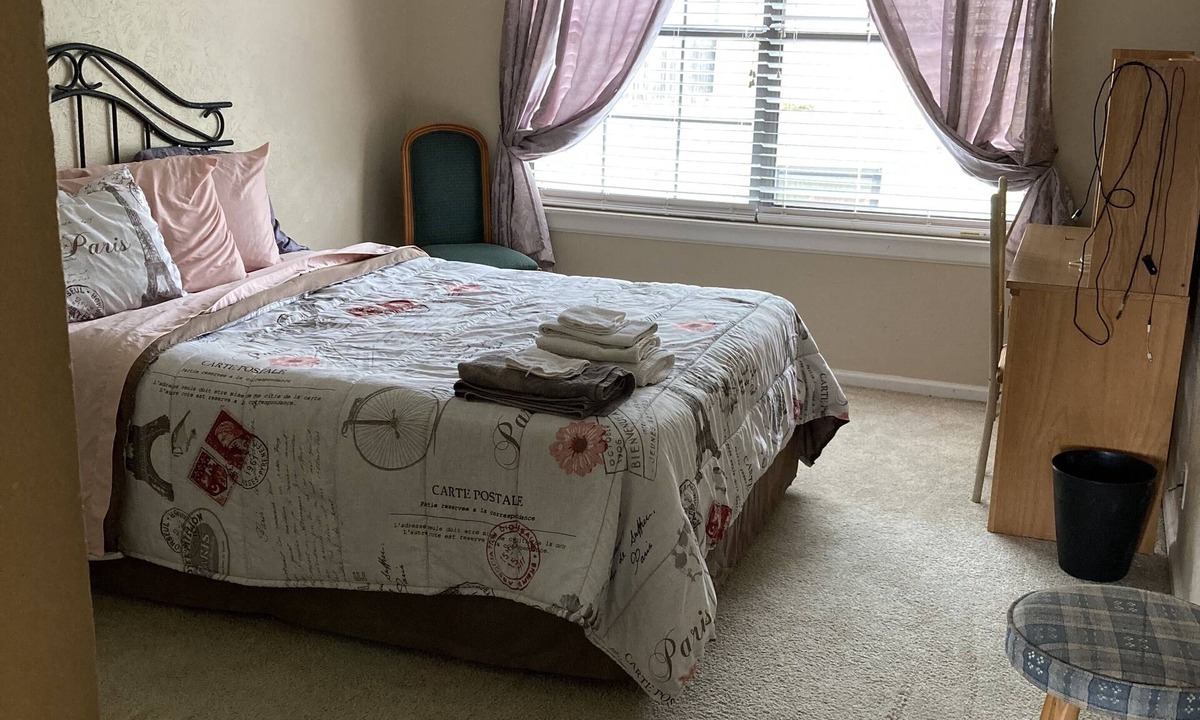 Wichita Falls House | B Cozy in 3 BDRM/1 bath. Sleeps 6 Suite B