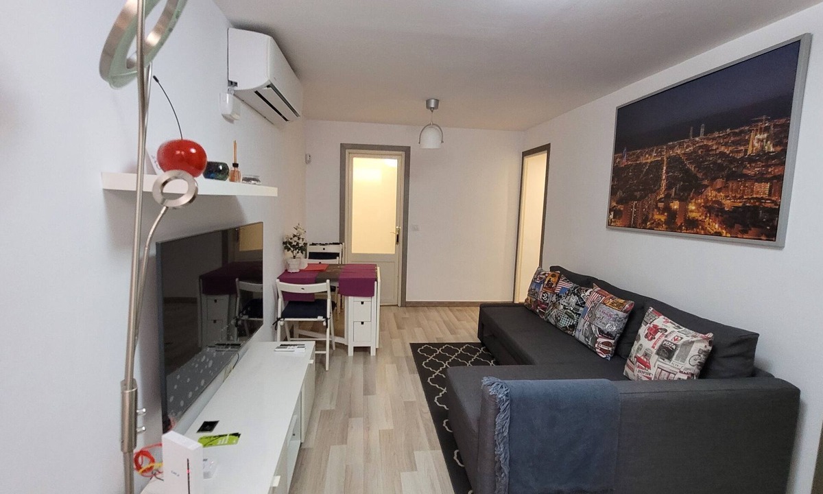Collblanc y La Torrassa Apartment | B. O.D APARTMENTS COLLBLANC ZONA CAMP NOU