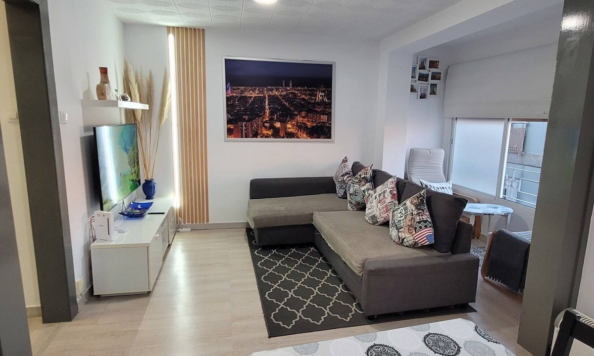 Collblanc y La Torrassa Apartment | B. O.D APARTAMENTS COLLBLANC ZONE CAMP NOU