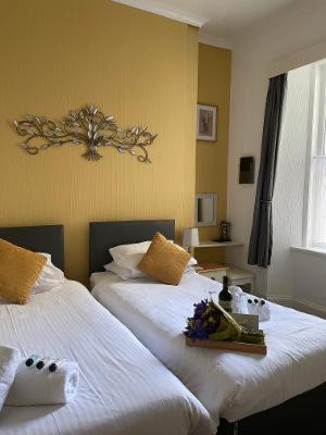 Babbacombe House | Babbacombe Palms