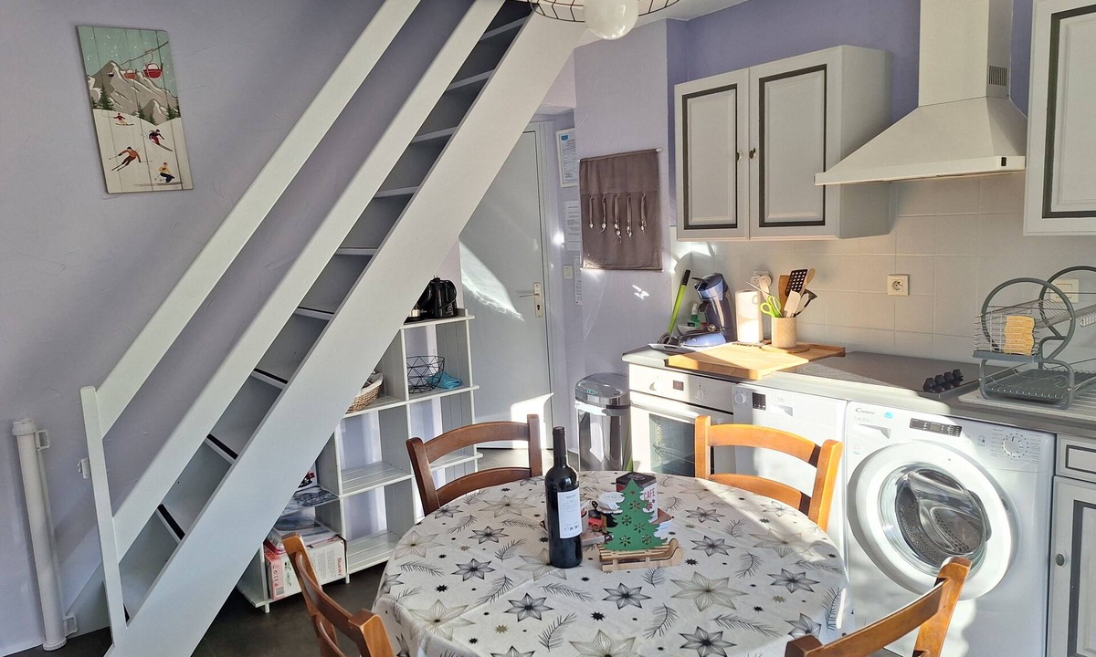 Luz-Saint-Sauveur Apartment | Babylone apartment in a detached house