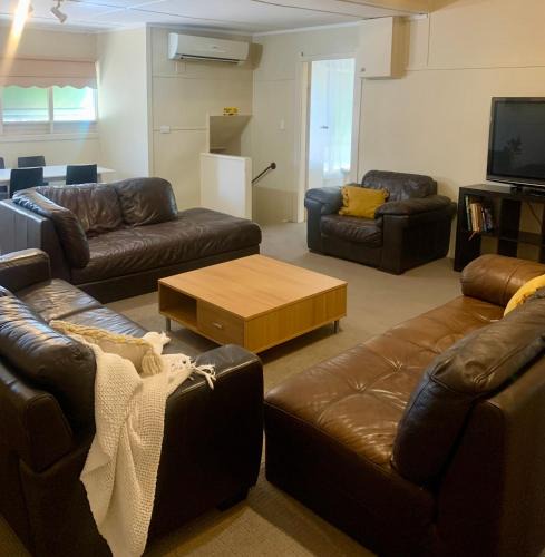 Bacchus Marsh Hotel | Bacchus Marsh Caravan Park