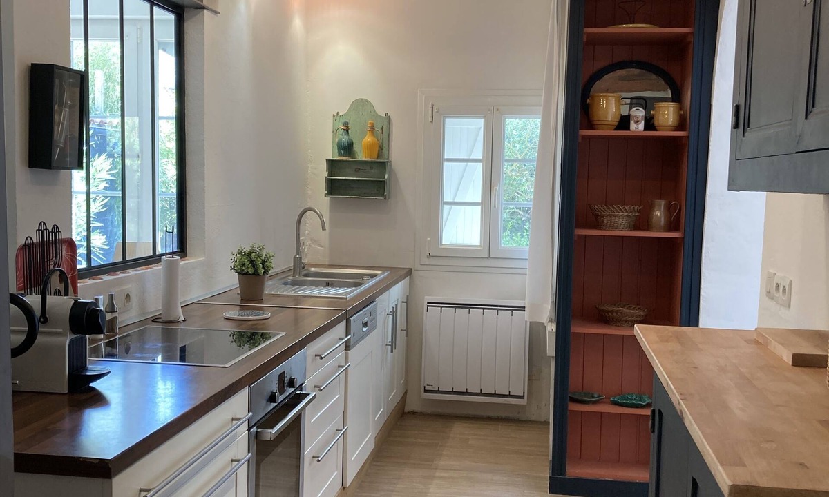 Lagord House | BACK FROM THE BEACH