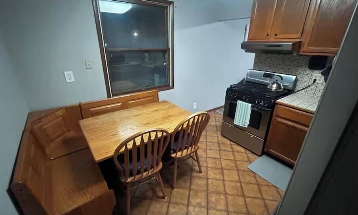 Westmont House | Back Unit Patio, Balcony, Yard, Smart TVs, W/D