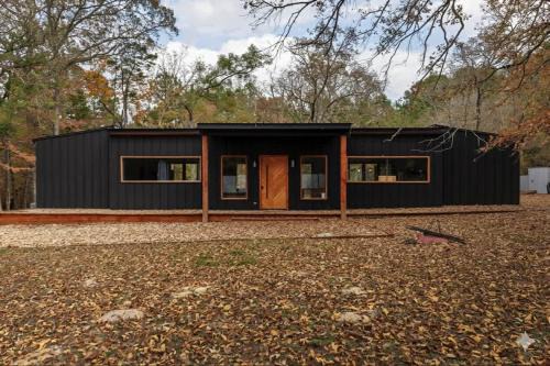 Winona House | Backroad Rustic Retreat