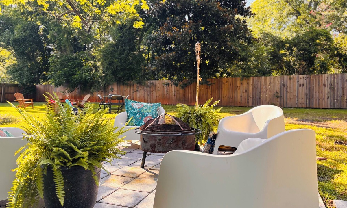 Lithonia House | Backyard Bliss/Firepit Nights & Chill:8P/3B