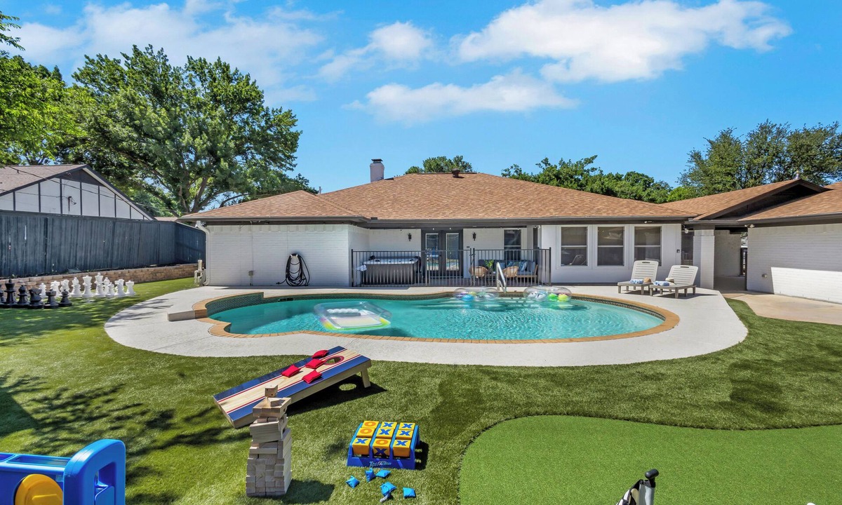 North Richland Hills House | Backyard Oasis: Pool, Hot Tub, Giant Chess & Golf