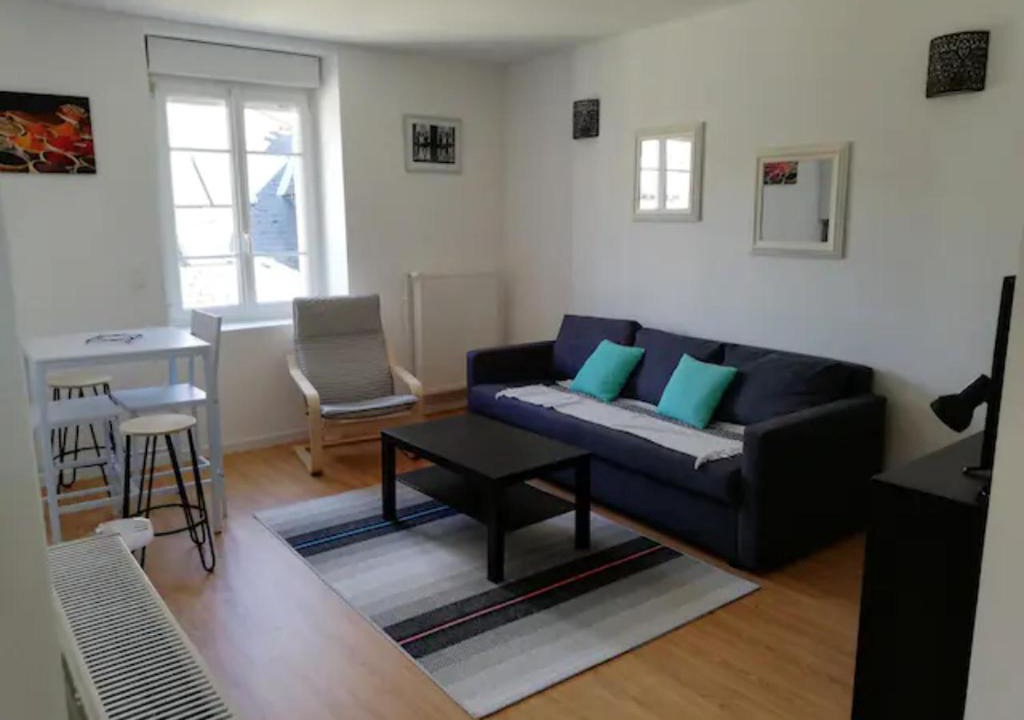 Centre Erlon Apartment | Bacquenois 36 3ème