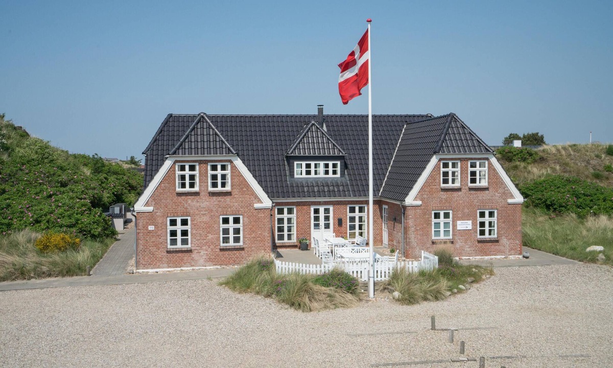Henne Strand House | Badehotellet Klitgaarden