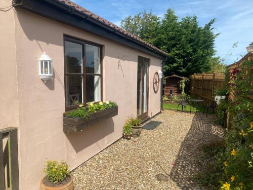 Norwich House | Badgers Nook, Loddon