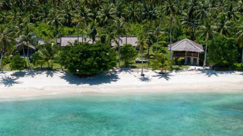Katiet Villa | Baha Baha Villa Sailo Hts Mentawai Hollow Trees