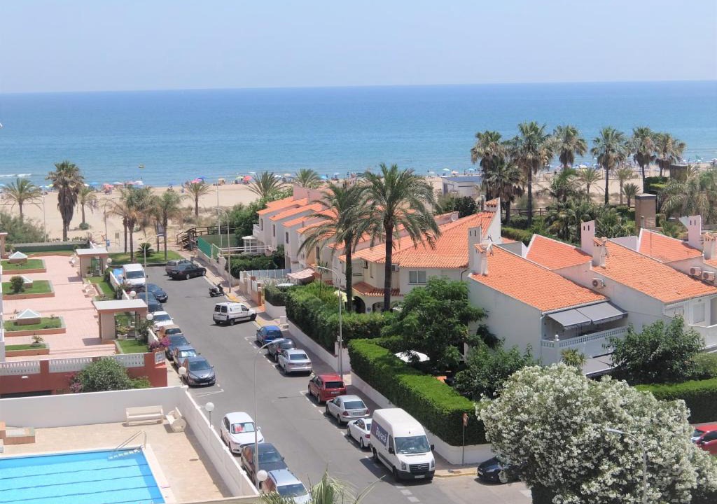 Playa de Gandia Apartment | BAHAMAS - Familiar