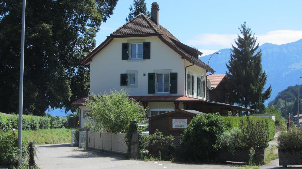Faulensee Apartment | Bahnhöfli Faulensee