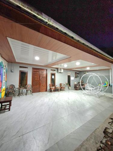 Rajabasa House | Bahrin Homestay Lampung