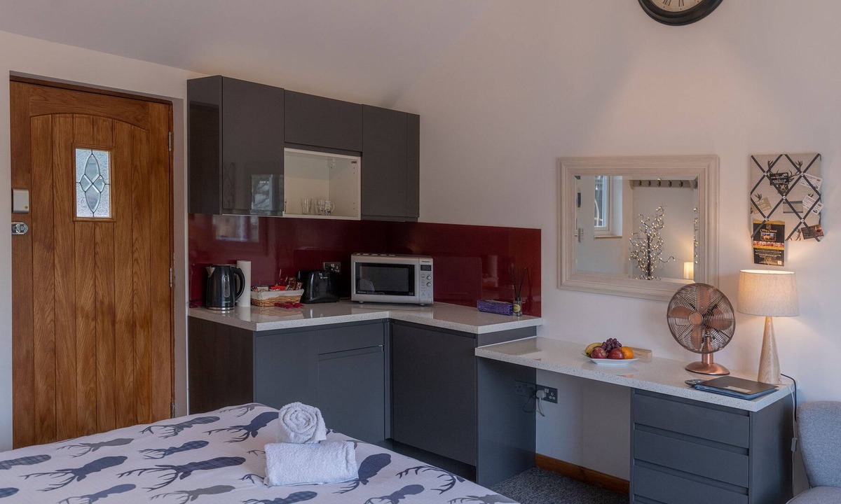 Tea Green Bed & Breakfast | Baileys Farm - ROOM 1