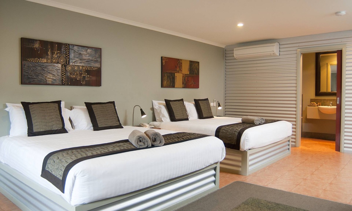 Lucknow Hotel | Bairnsdale Motel