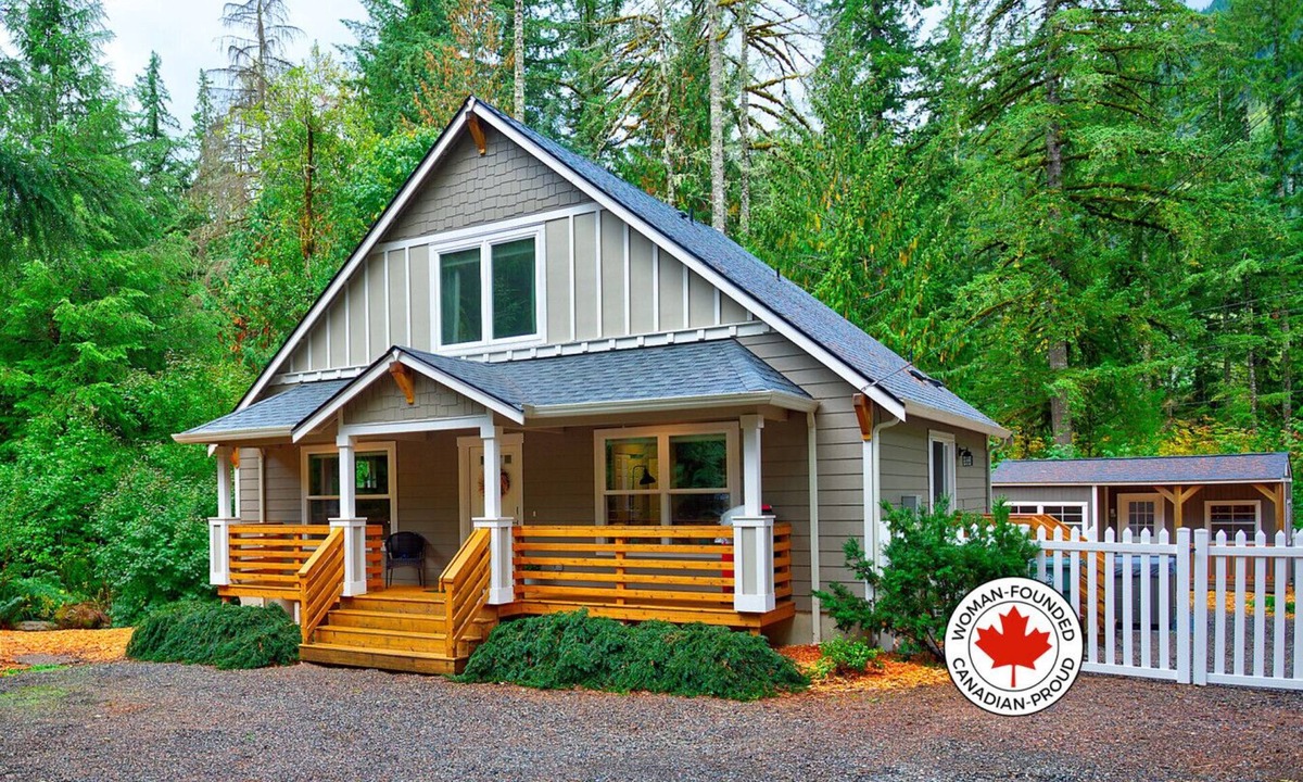 Warnick Cabin | Baker Bliss | Hot Tub · Fire Pit · Pet-Friendly · Mt. Baker Gateway