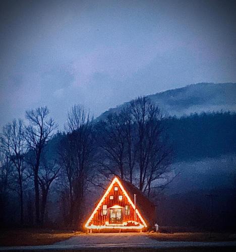 Rumney House | Baker Rocks