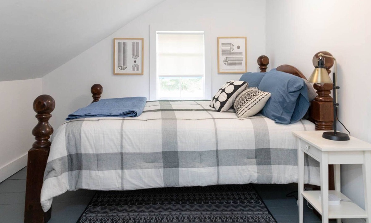 Florence Cottage | Baker’s Cottage on 1 acre