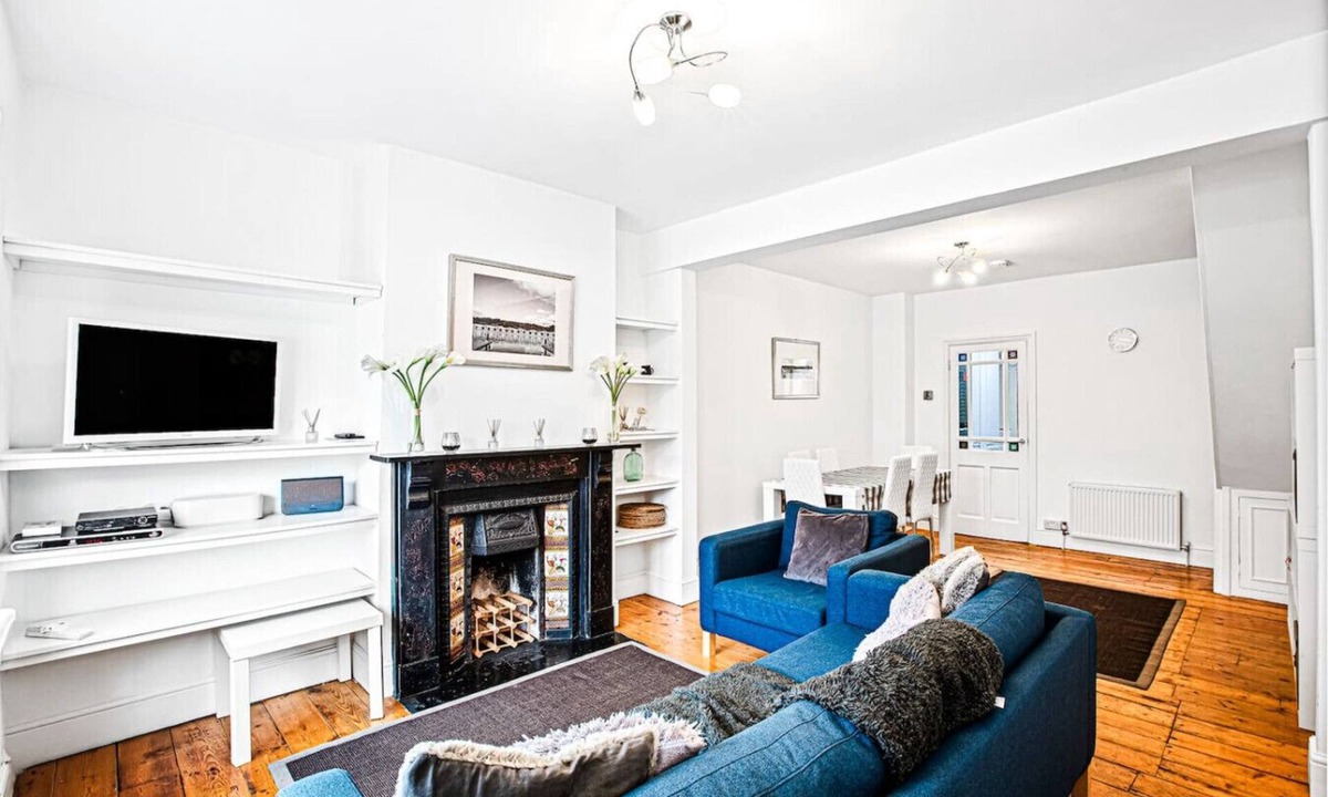 Henley Apartment | Bakersfield Retreat - pet friendly