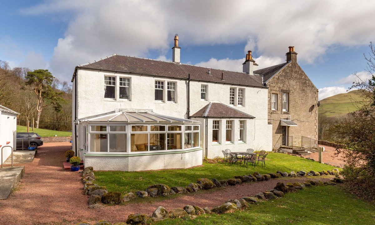 Maybole House | Balcraig House by Interhome
