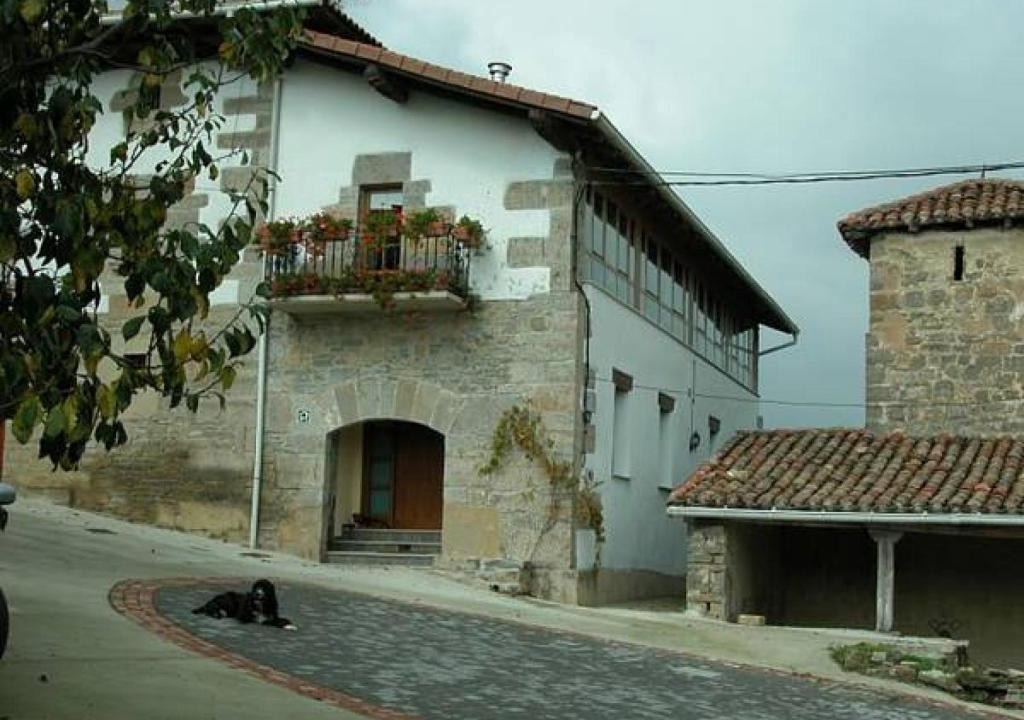 Basaburua House | Balkonpe Landa Etxea
