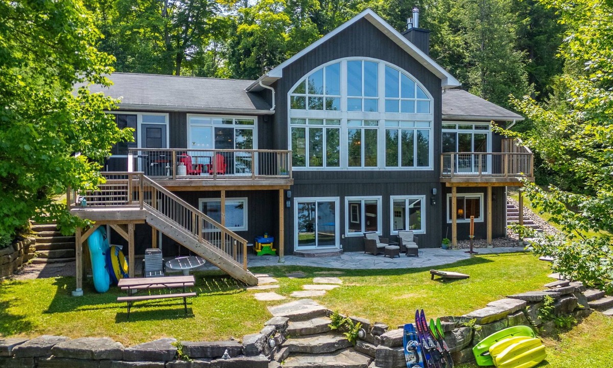 Minden House | Ballantyne Lakehouse