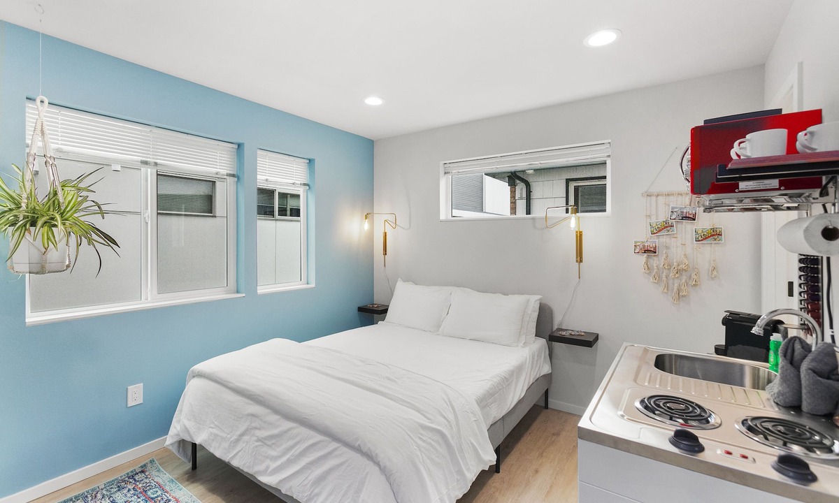 Whittier Heights Apartment | Ballard's sweet suites