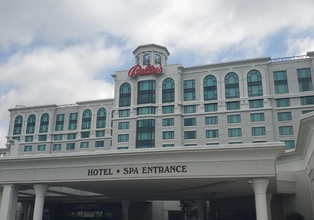 Dover Hotel | Bally's Dover