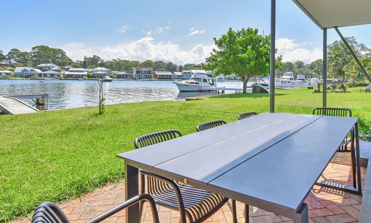Balmoral House | Balmoral Waterfront Escape at Lake Macquarie