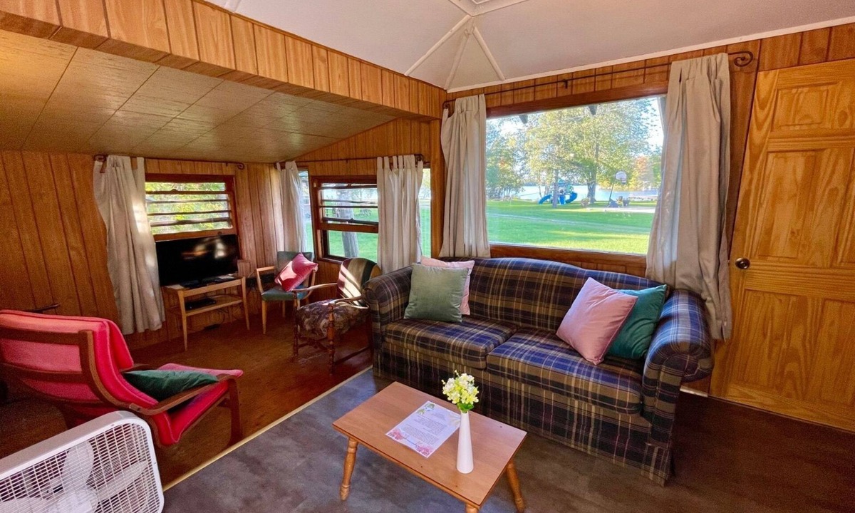 Rosedale Cottage | Balsam Lake Villa Cottages: 3-Bedroom Cottage #4