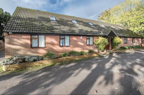 Weston Hostel | Baltic Lodge