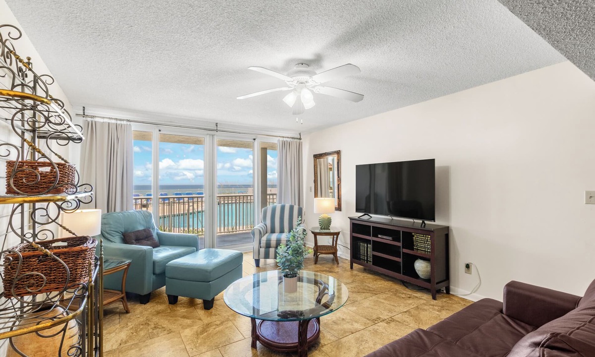 Orange Beach Condo | BAM! SPECIAL! EASTER WEEKEND 149 night ! BEACH FRONT! JUST STEPS TO THE BEACH!