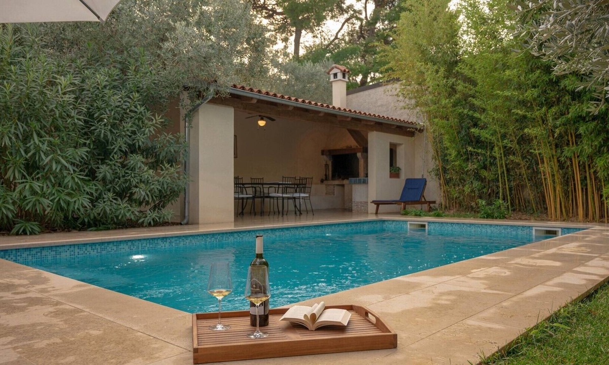 Gregovica House | Bamboo Garden Oasis with Pool