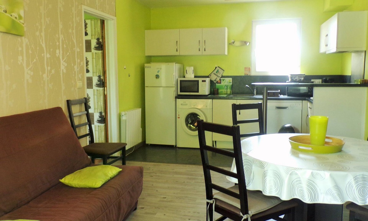 Missillac House | BAMBOO ZEN GITE IN A PEACEFUL NATURAL SETTING PETS WELCOME