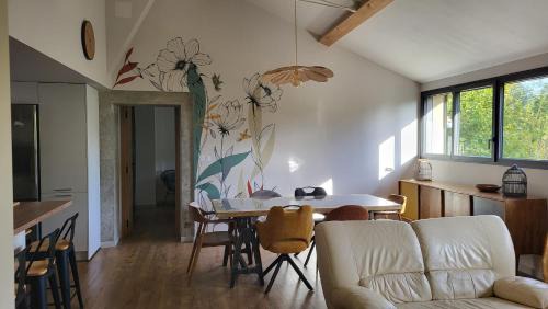 Elne Apartment | BAMBOU SERENITE ECO LOGIS -Piscine
