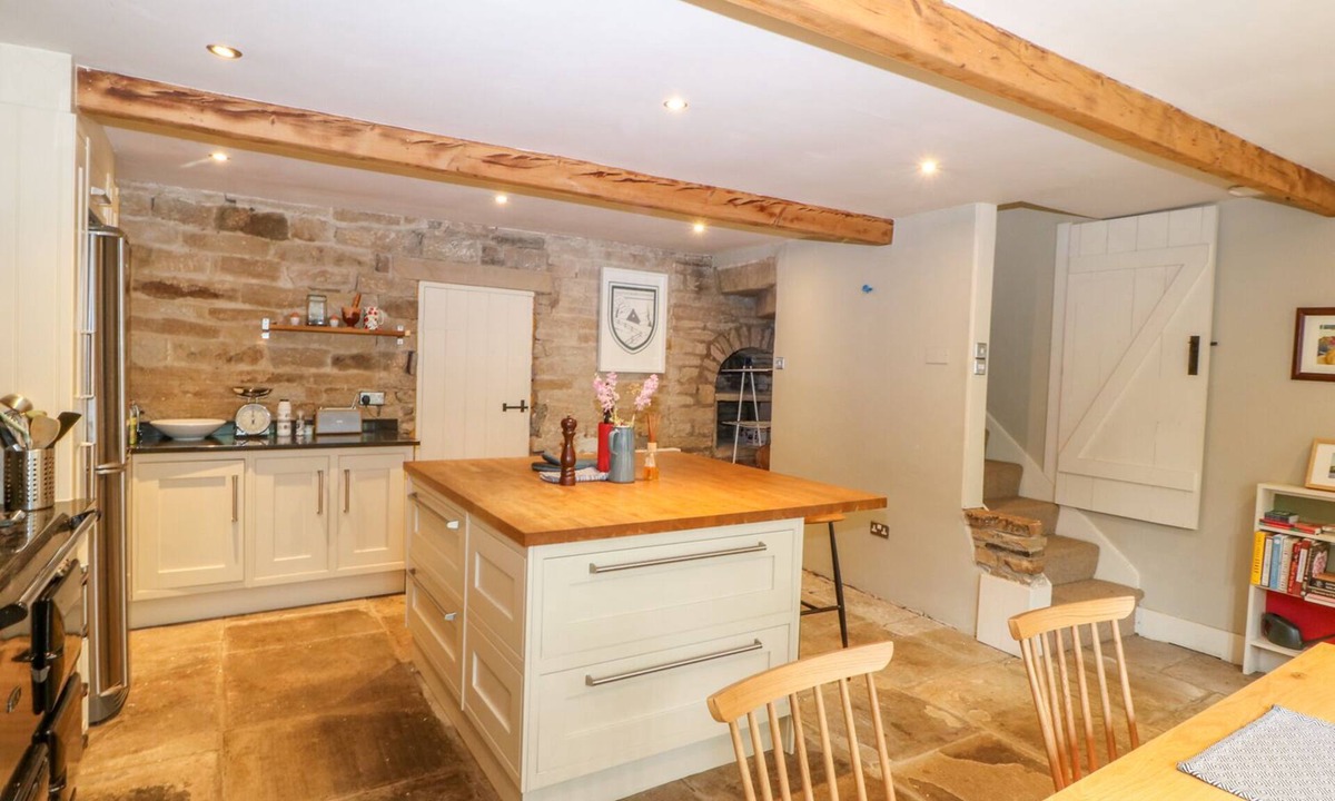 Holmbridge Apartment | Bamforth Cottage