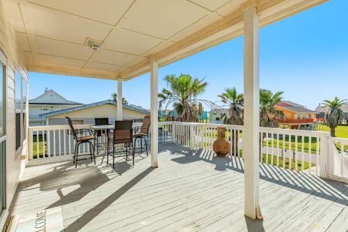 Surfside Beach House | Banana Cabana - Gulf Views and Good Vibes