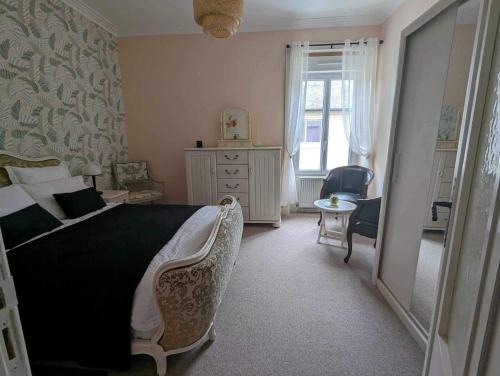 St Denis de Gastines Bed & Breakfast | BandB 53