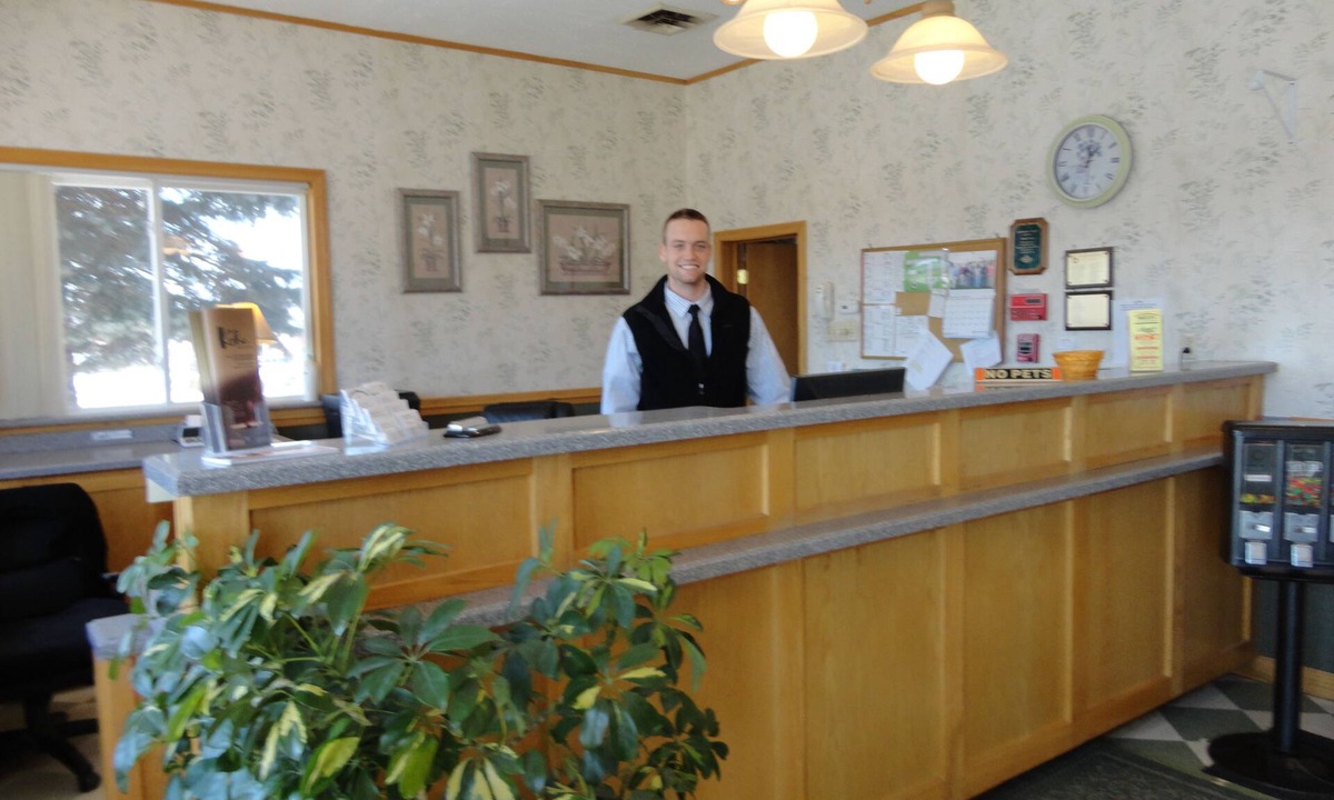 Bangor Hotel | Bangor Inn & Suites
