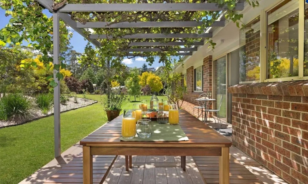 Tapitallee House | Banksia – stylish and modern